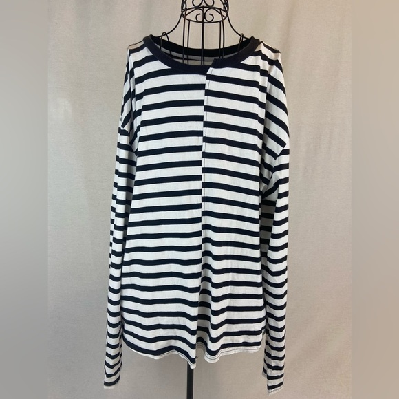 PacSun Black and White Striped Long Sleeved Tee Oversized Asymmetric Large - Picture 9 of 9